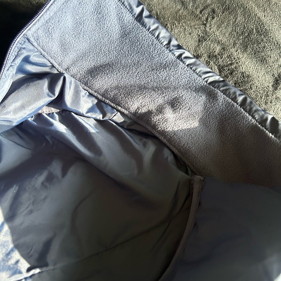 Columbia Blue Puffer Vest - Picture 5 of 5